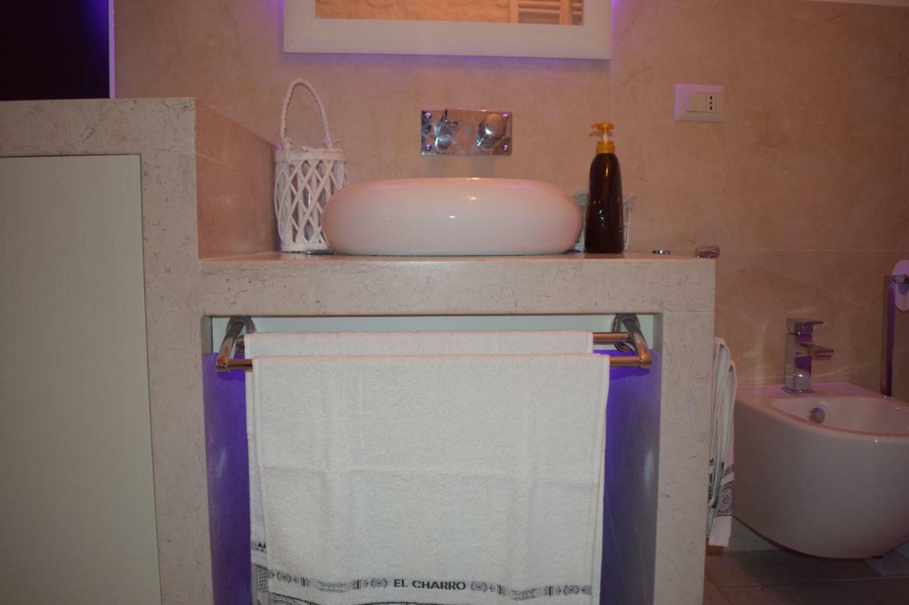 Sardedd White Luxury Villa Cisternino Bagian luar foto